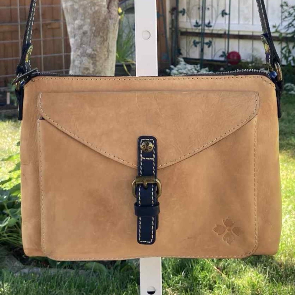 PATRICIA NASH Tan and navy Crossbody Bag
